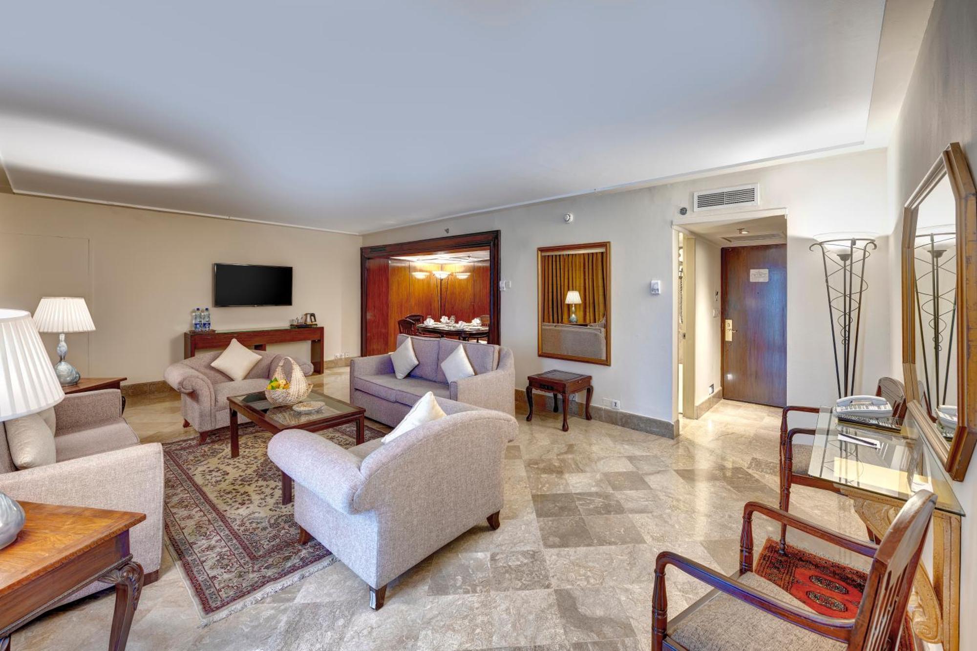Pearl Continental Hotel, Rávalpindí Exteriér fotografie